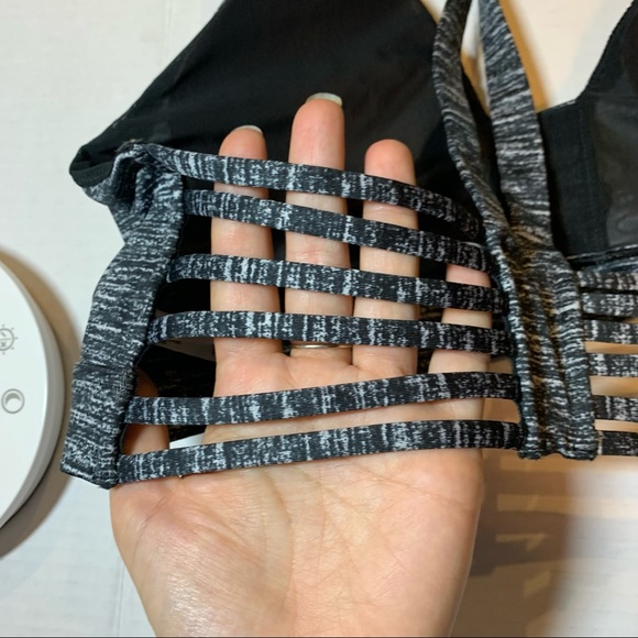 Large VSX Victoria’s Secret sports bra - Picture 7 of 7